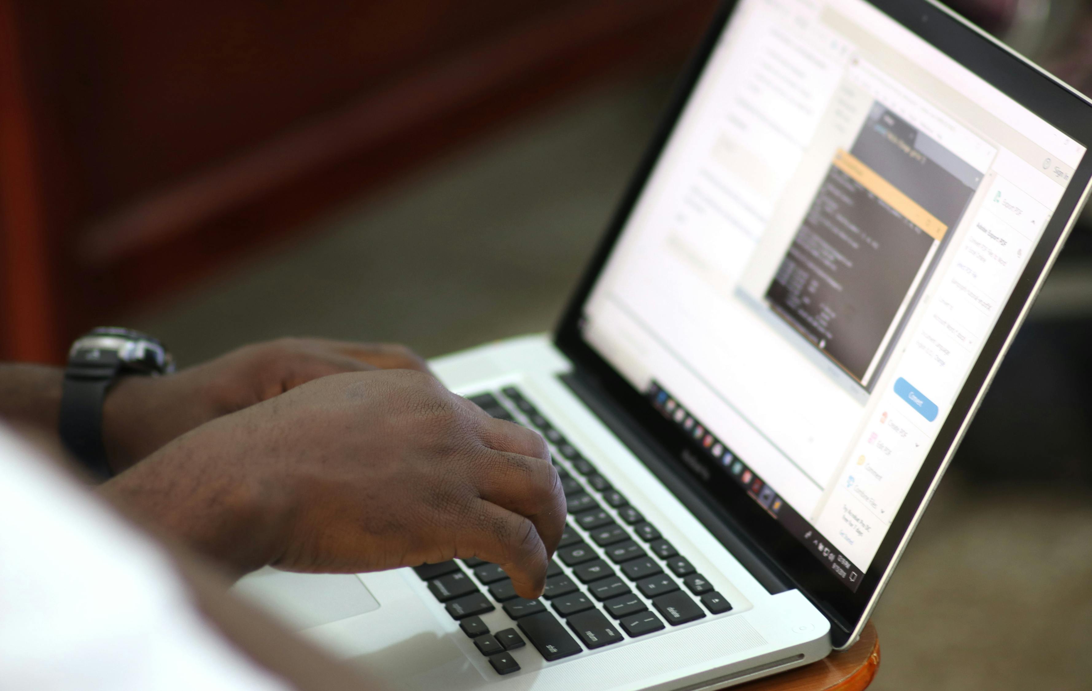 急招噴鋅工，職位火速開(kāi)放！