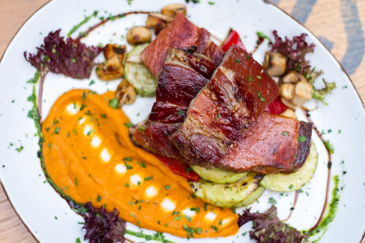 探索美食藝術(shù)，最新魚造型創(chuàng)新菜，無限可能的味覺盛宴