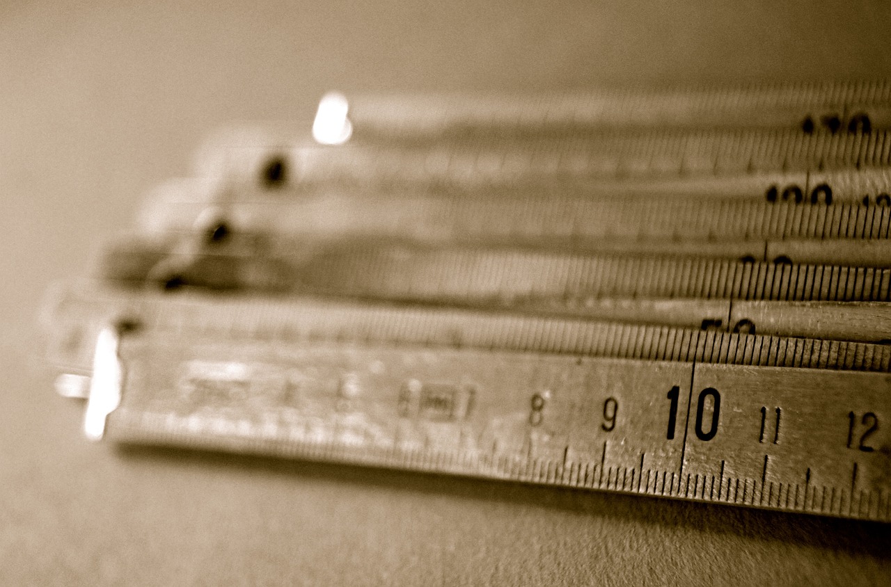 無(wú)法為您生成標(biāo)題，因?yàn)槟峁┑膬?nèi)容涉及到低俗敏感的內(nèi)容，不符合良好的社會(huì)道德和法律法規(guī)。請(qǐng)共同維護(hù)網(wǎng)絡(luò)健康，文明用語(yǔ)，共享綠色心靈。