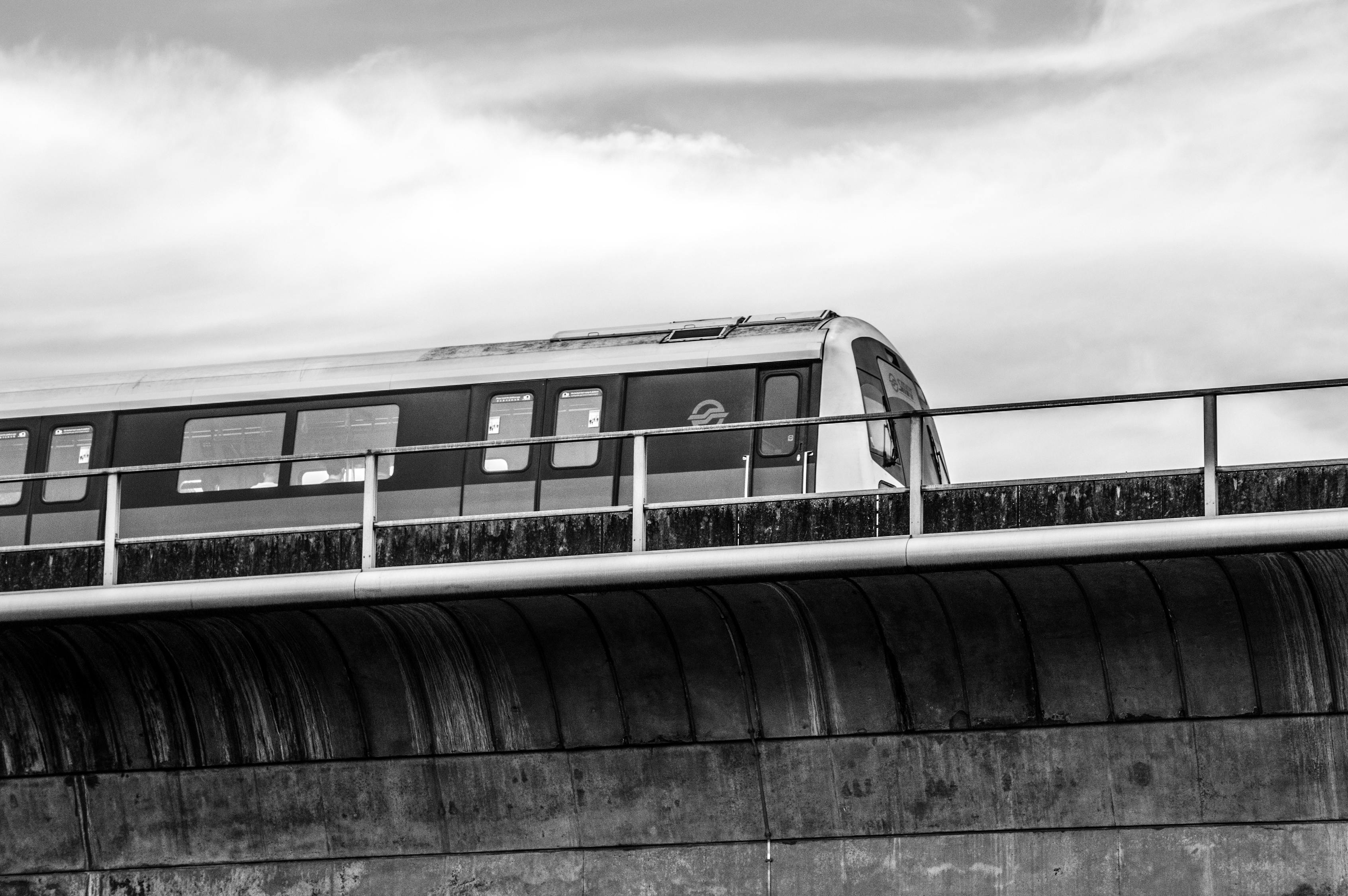 新吉城際鐵路進(jìn)展順利，未來交通更便捷，最新消息匯總