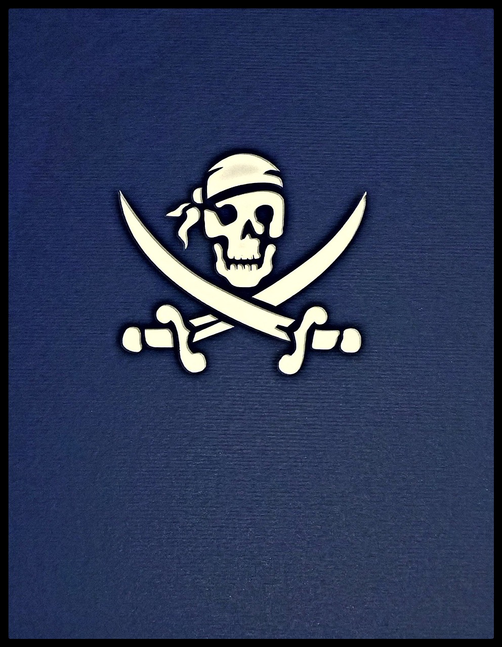 草帽海賊團(tuán)最新通緝令，風(fēng)云再起，海盜傳奇再啟征程