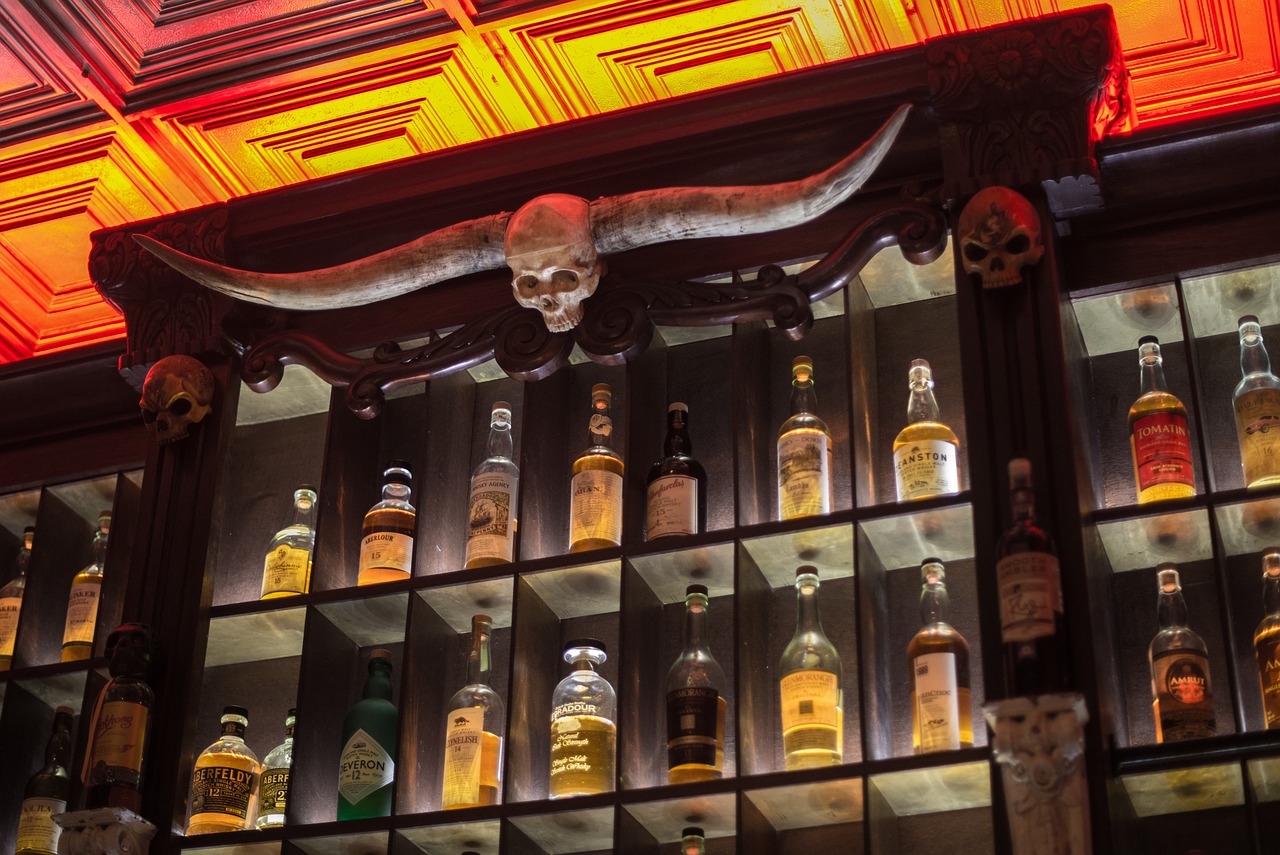 最新地攤貨產(chǎn)品圖片展示，揭示當(dāng)下小商品流行趨勢與時尚魅力