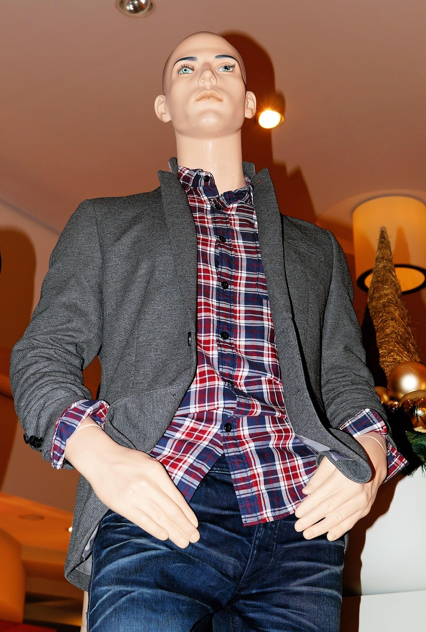 張藝興最新發(fā)型側(cè)面，潮流新標桿，展現(xiàn)時尚風采