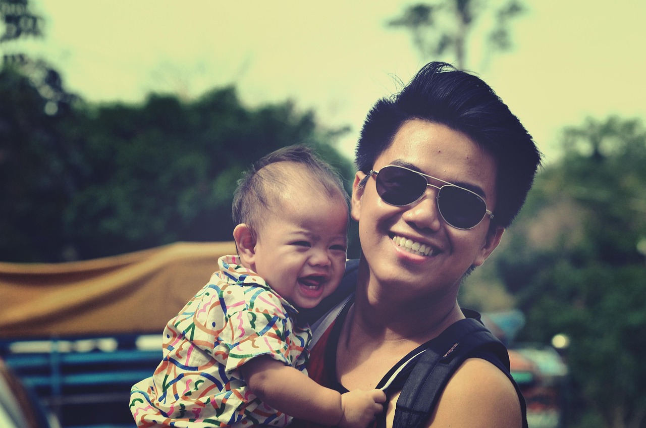 大頭兒子與小頭爸爸，共享成長的快樂新篇章