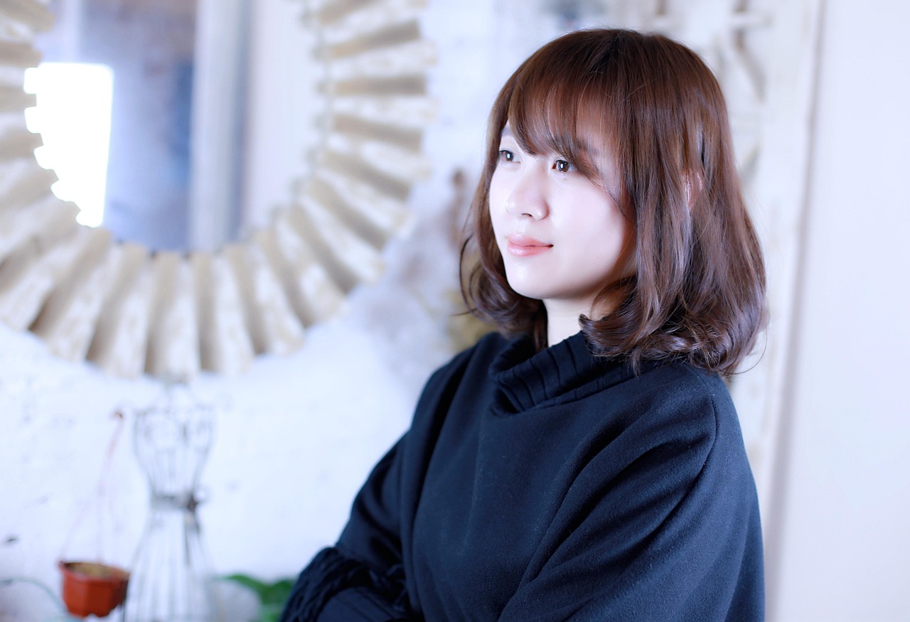 周冬雨最新發(fā)型DIY教程與時(shí)尚指南，輕松打造魅力發(fā)型！