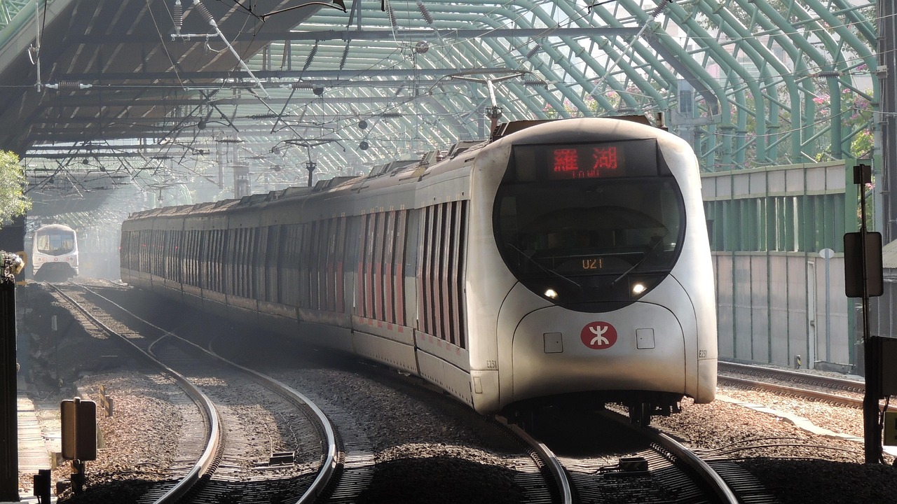 成都地鐵十三號線最新進展、規(guī)劃與未來展望