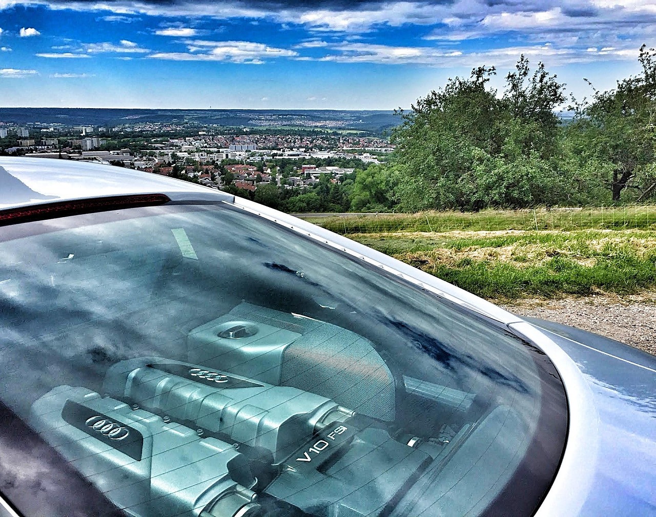 最新款?yuàn)W迪A4L報(bào)價(jià)及圖片詳解，全面解析與圖片展示