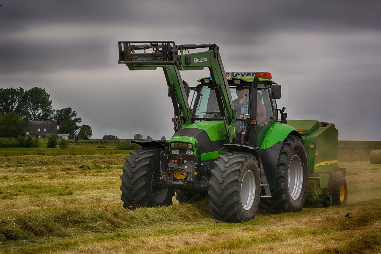 福田雷沃收割機GE70最新款，科技與效率的完美融合